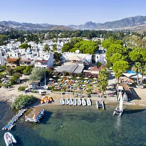Seaside Club Hotel
